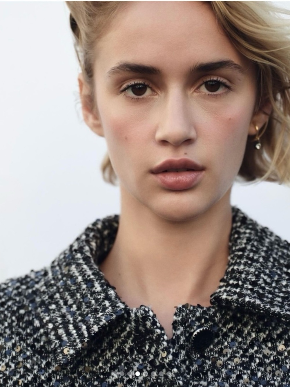 New ZARA Sequined Tweed Jacket - Picture 5 of 12